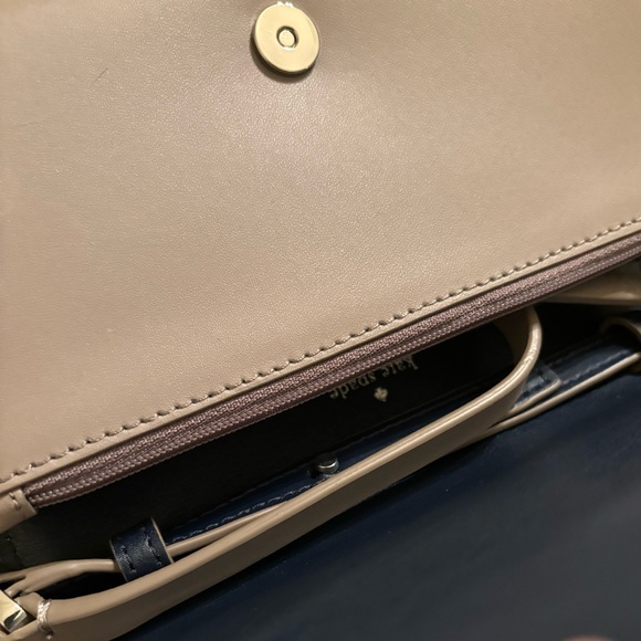 KATE SPADE  purse WITH strap! NWT - Picture 8 of 9